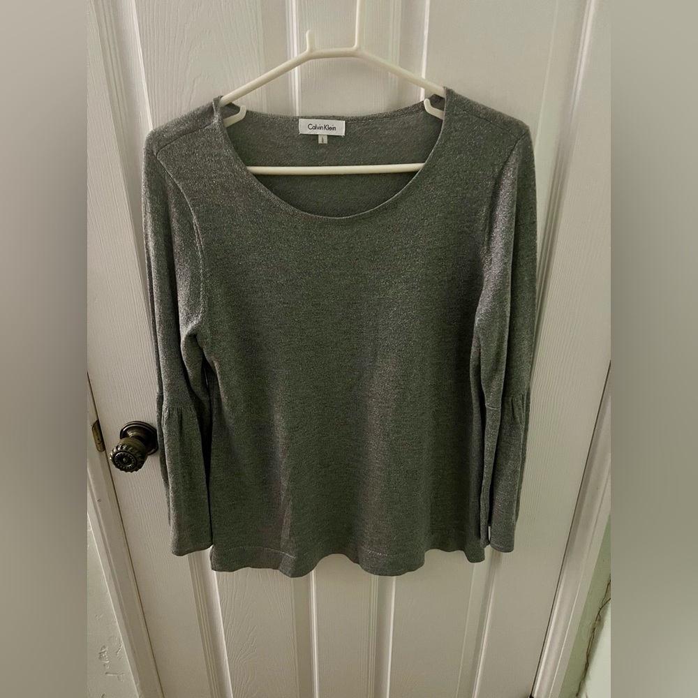 Calvin Klein Long Sleeve Scoop Neck Top Sparkle Gray, Bell Sleeves, Size Large
